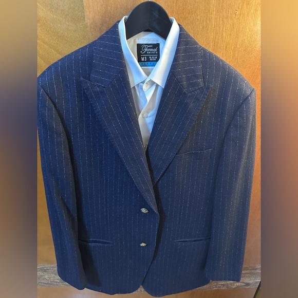 Navy Pinstripe Men's Blazer 100% Italian Wool - Picture 1 of 6